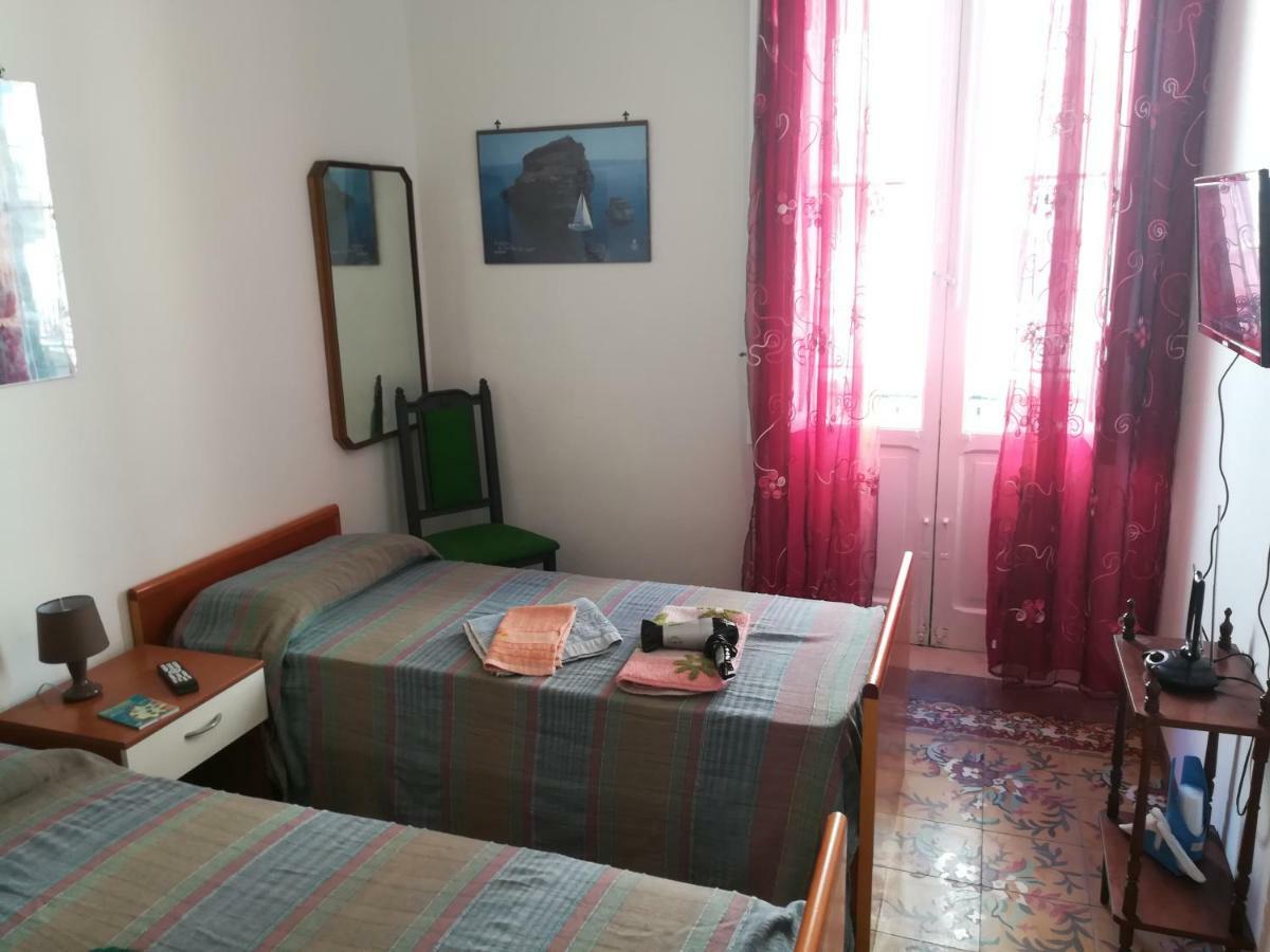 A Due Passi Dal Centro Διαμέρισμα Τραπάνι Εξωτερικό φωτογραφία